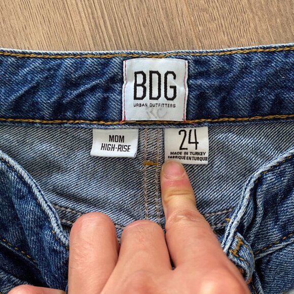 BDG (from Urban Outfitters) Mid-Blue "Mom High-Rise" Distressed Jeans - Picture 4 of 14